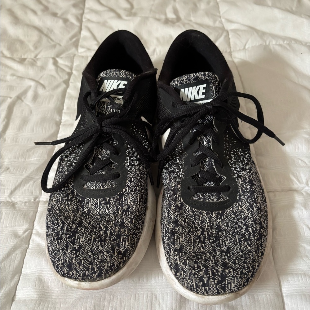 Nike Black and White Athletic Shoes